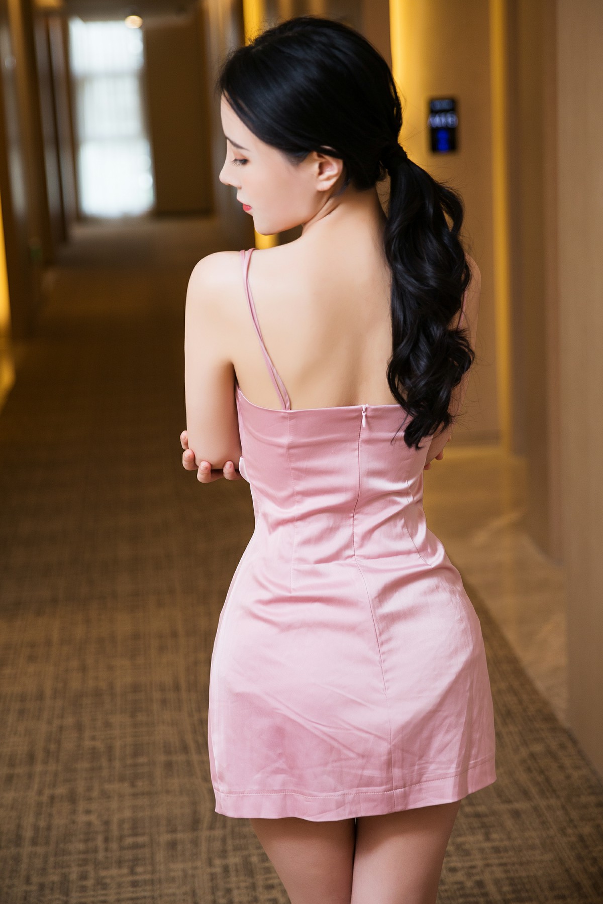 [TouTiao头条女神] 2020.08.09 韵竹 空姐诱惑