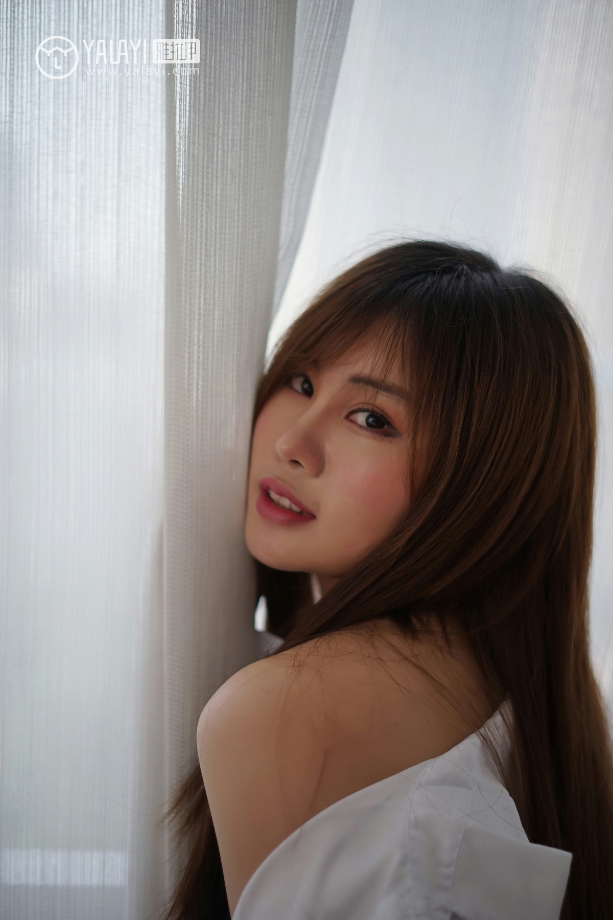 [YALAYI雅拉伊]2018.05.26 NO.002 妮妮的黑丝诱惑 艾妮妮