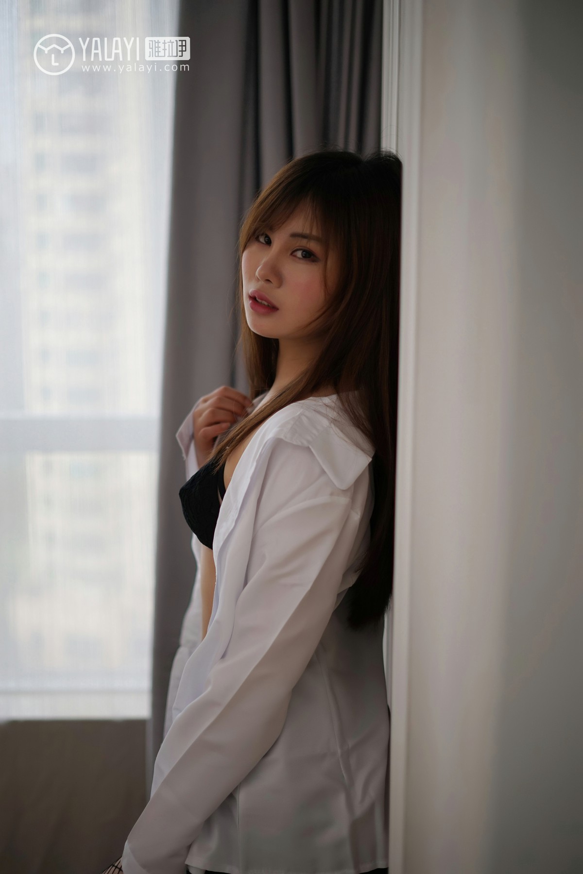 [YALAYI雅拉伊]2018.05.26 NO.002 妮妮的黑丝诱惑 艾妮妮