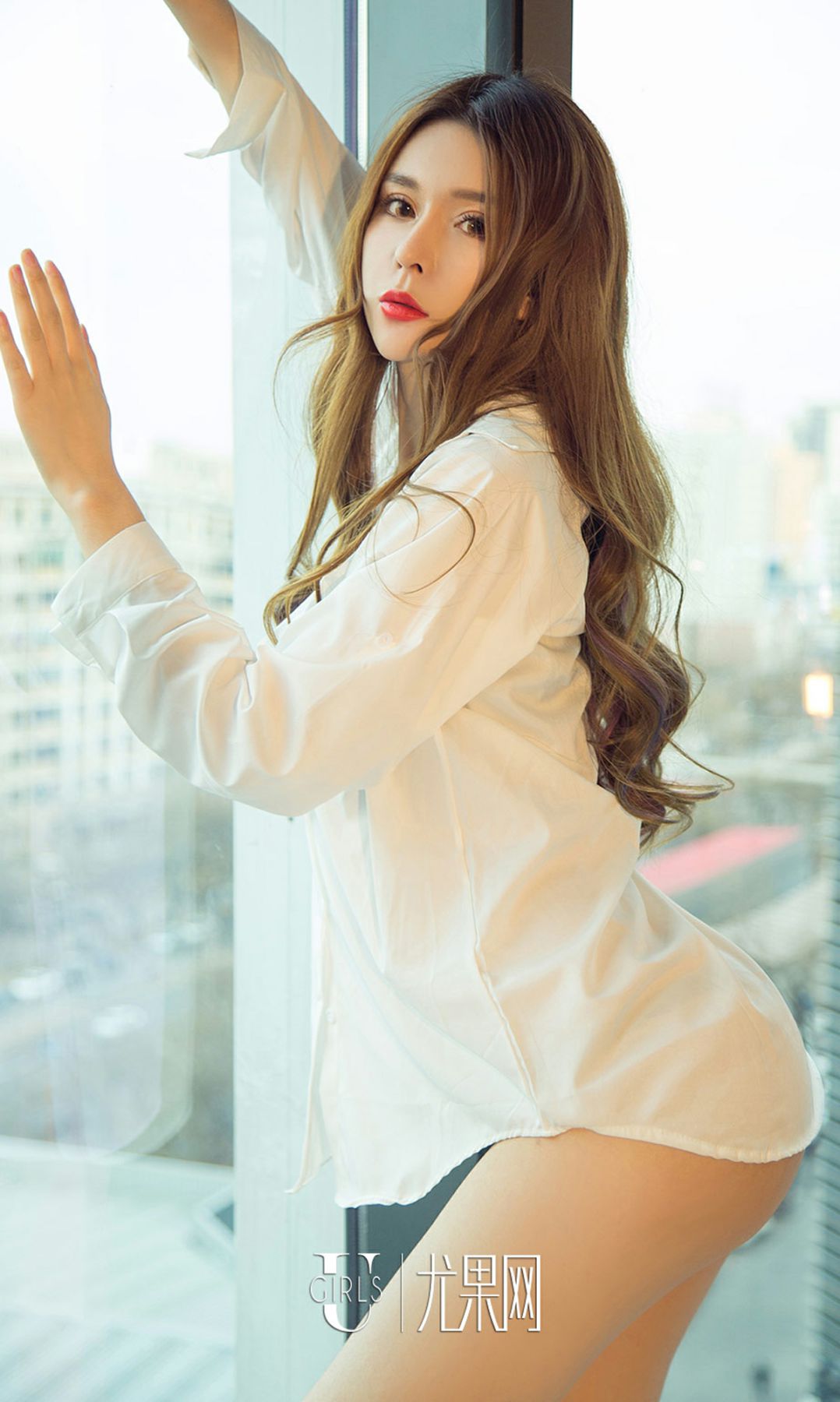 [Ugirls爱尤物]2018.01.16 NO.972 娜尤子 亮眼红唇