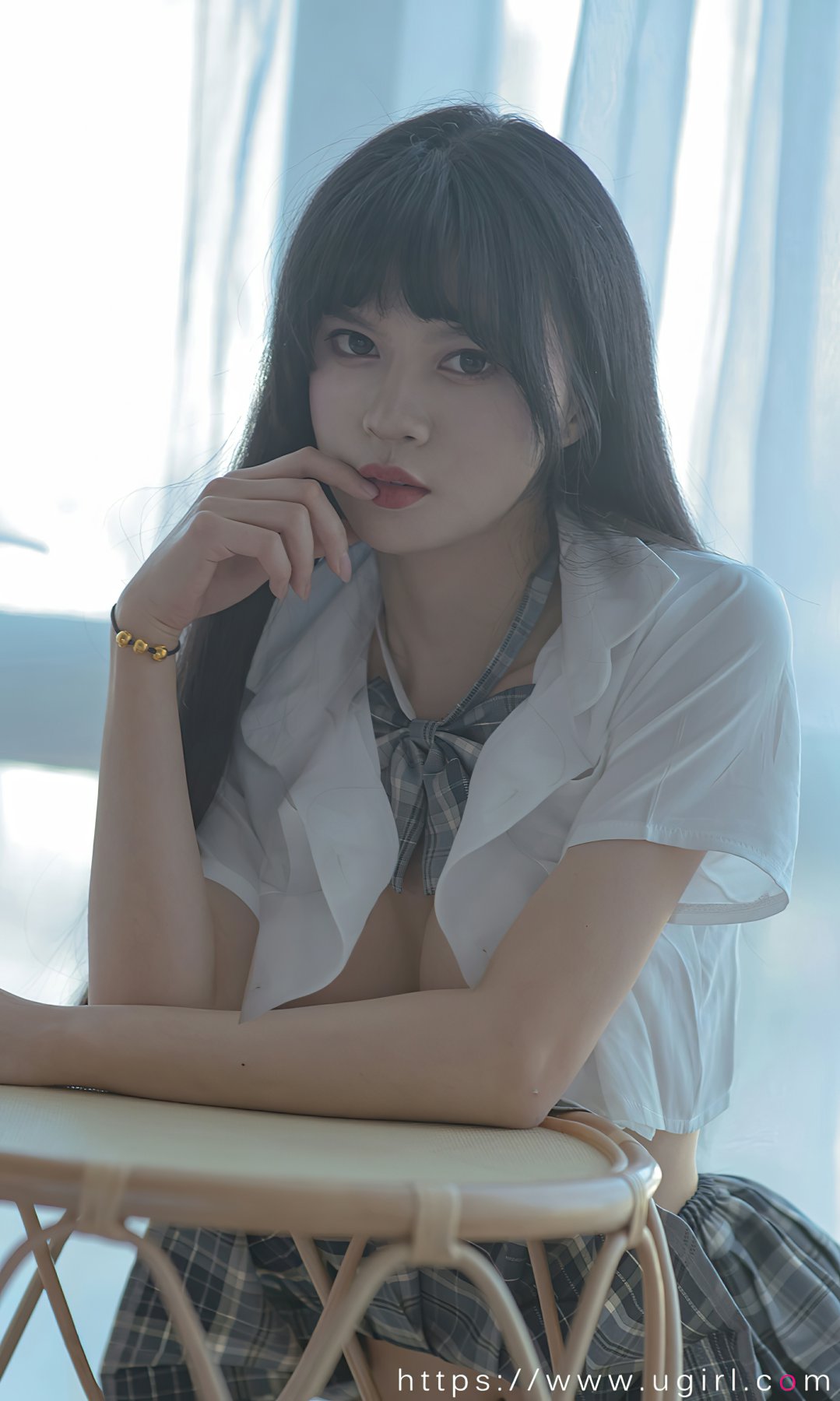 [Ugirls尤果网]爱尤物专辑 2022.08.21 No.2395 桃香子 似水年华