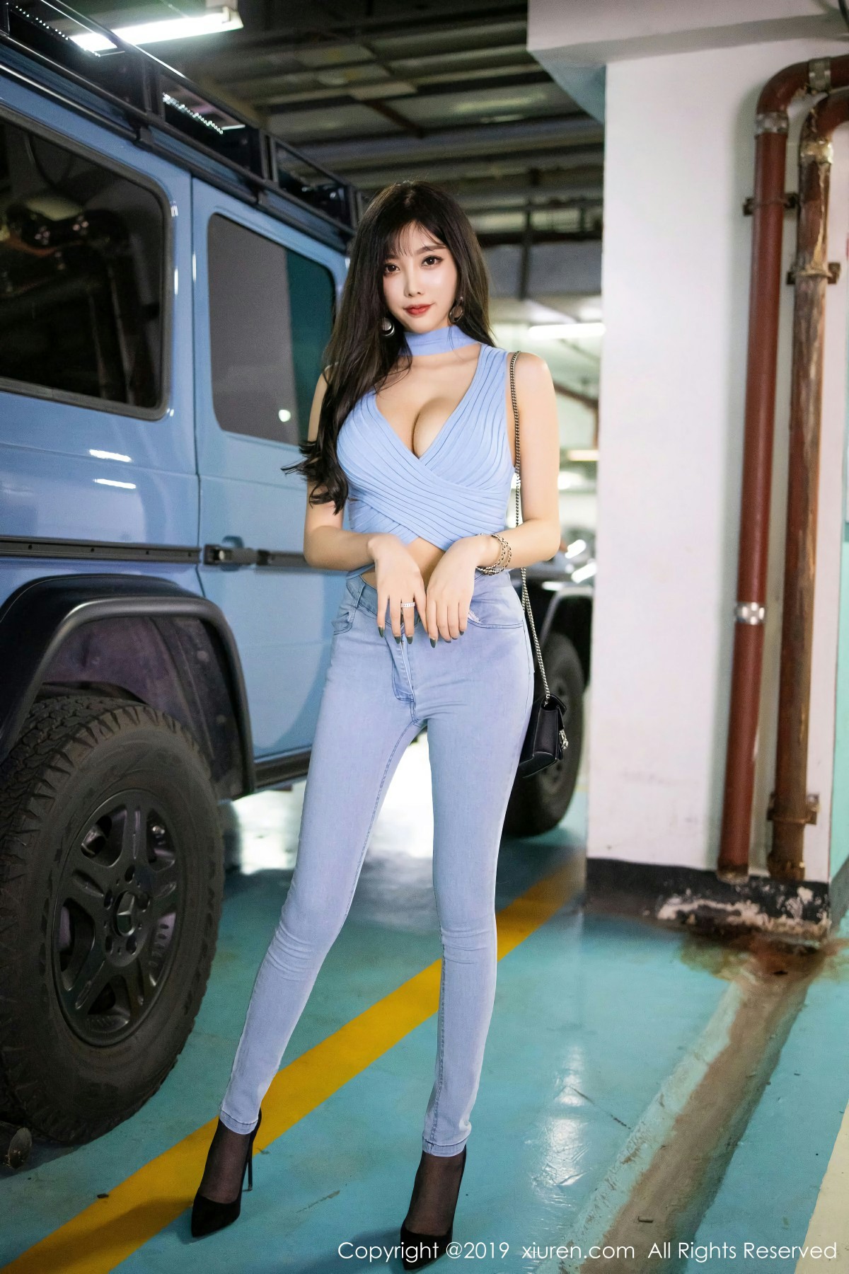 [XiuRen秀人网]2019.11.27 No.1810 杨晨晨sugar