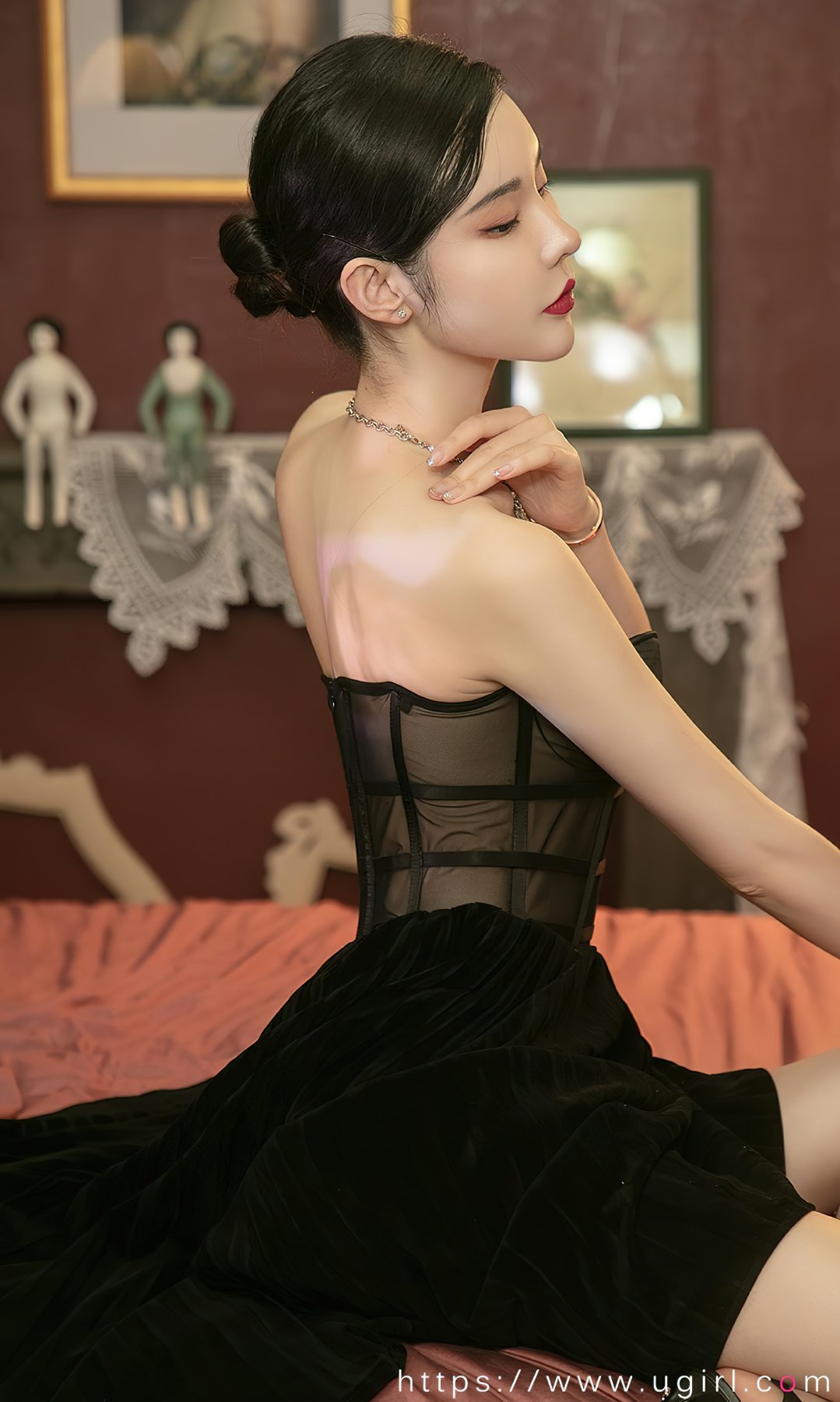 [Ugirls尤果网]爱尤物专辑 2022.08.26 No.2398 萌琪琪 回忆诗篇