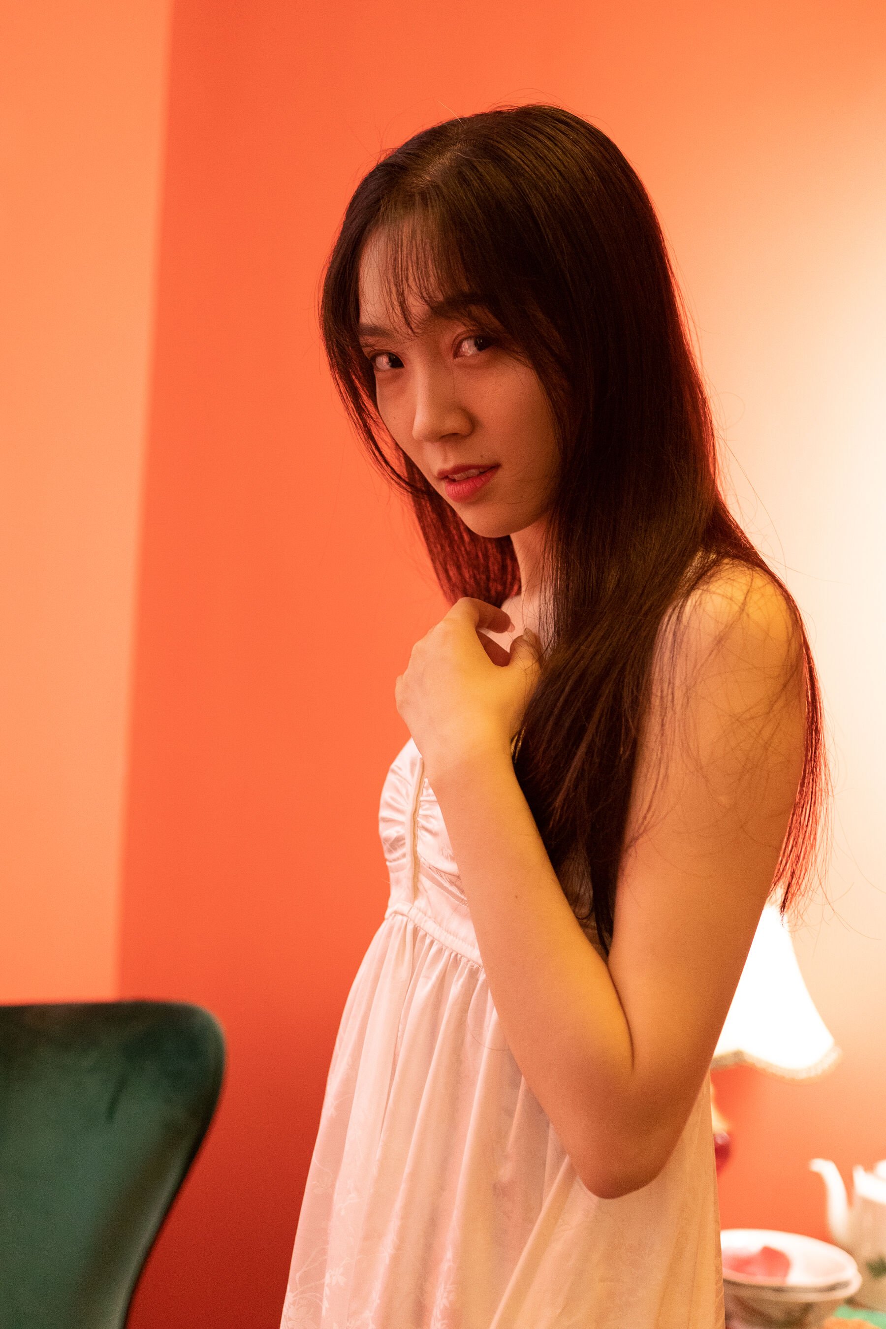 国模眼镜娘（九九）大尺度人体私拍套图