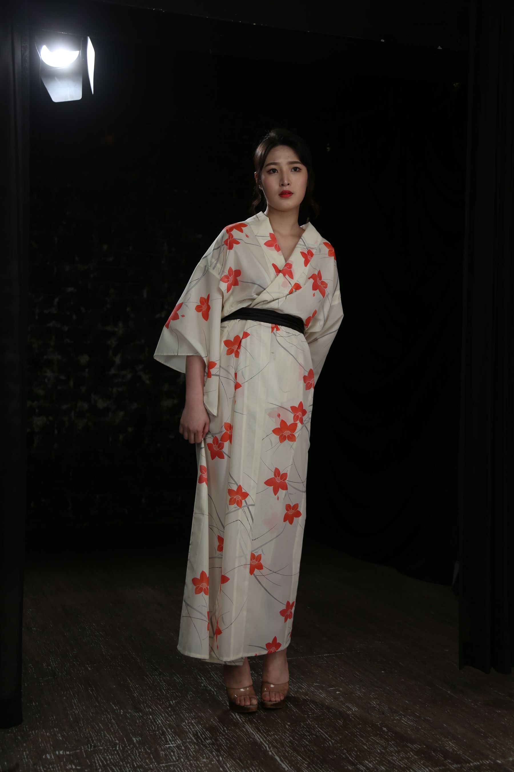 韩模 유나（尤娜）大尺度人体私拍套图