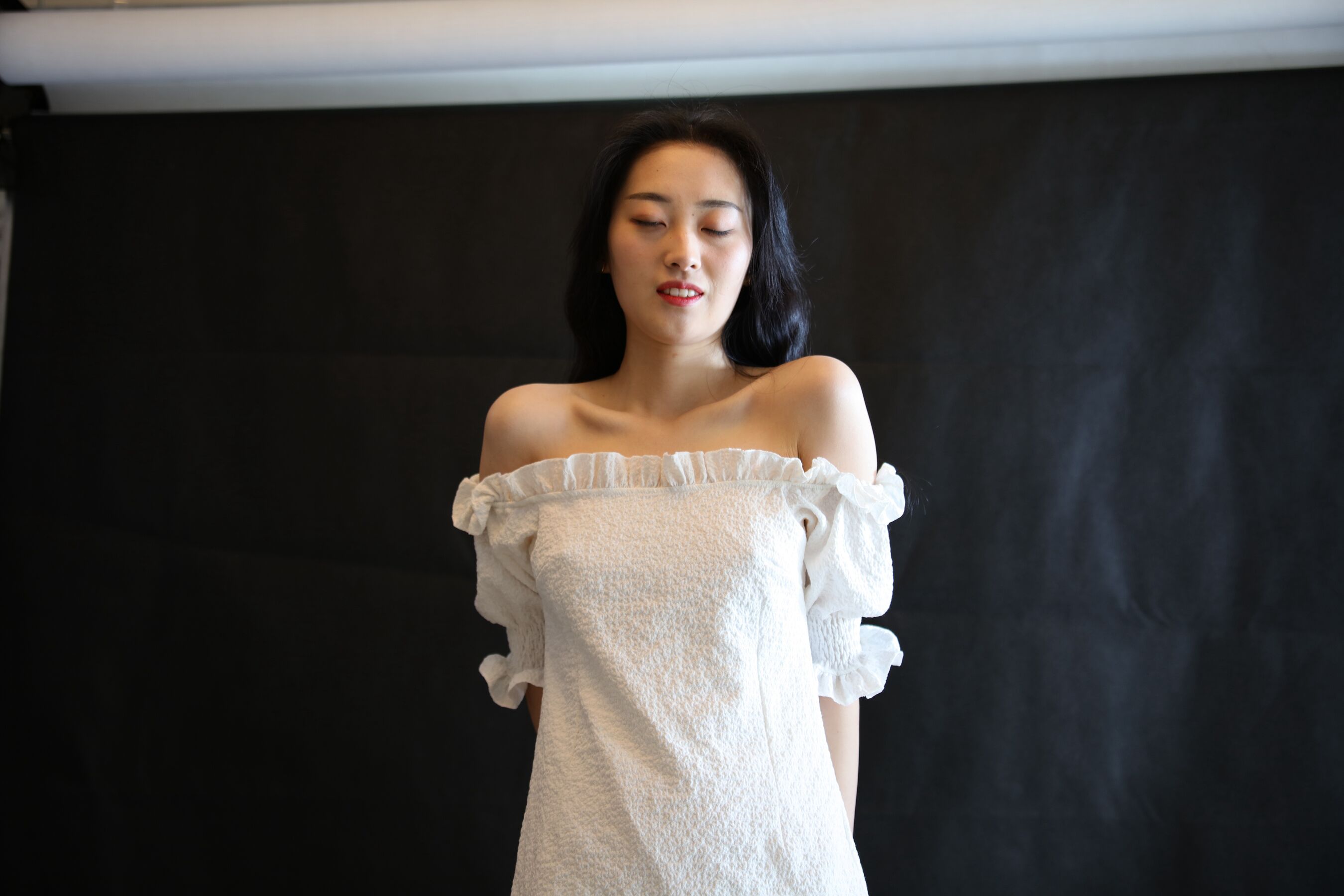 国模曼冰大尺度人体私拍套图