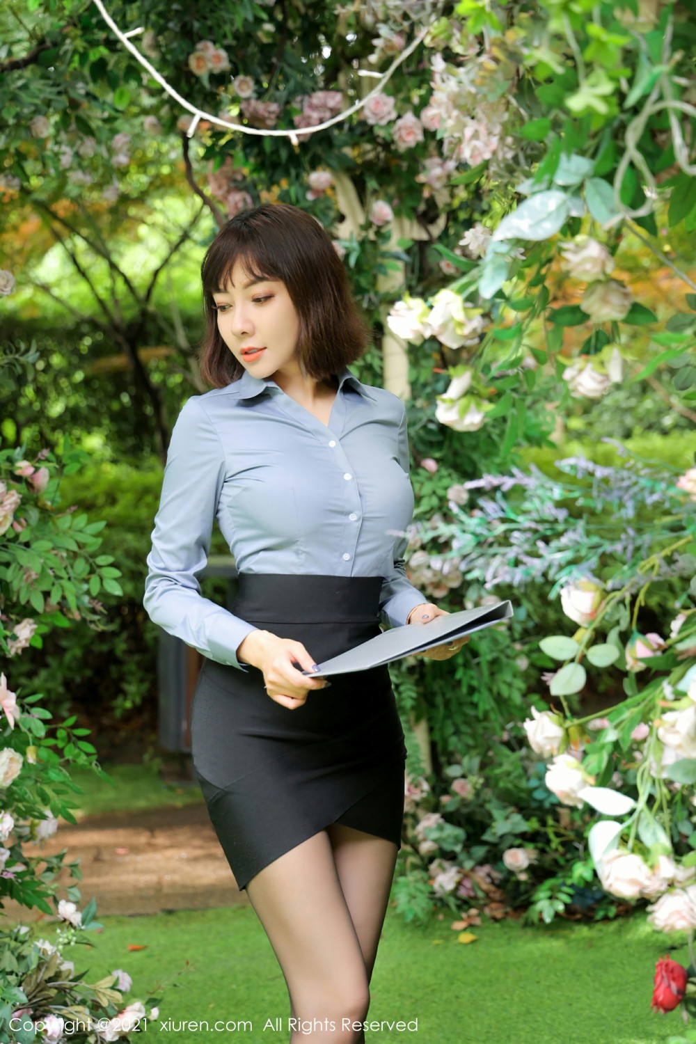 [XiuRen秀人网] 2021.06.02 No.3495 果儿Victoria