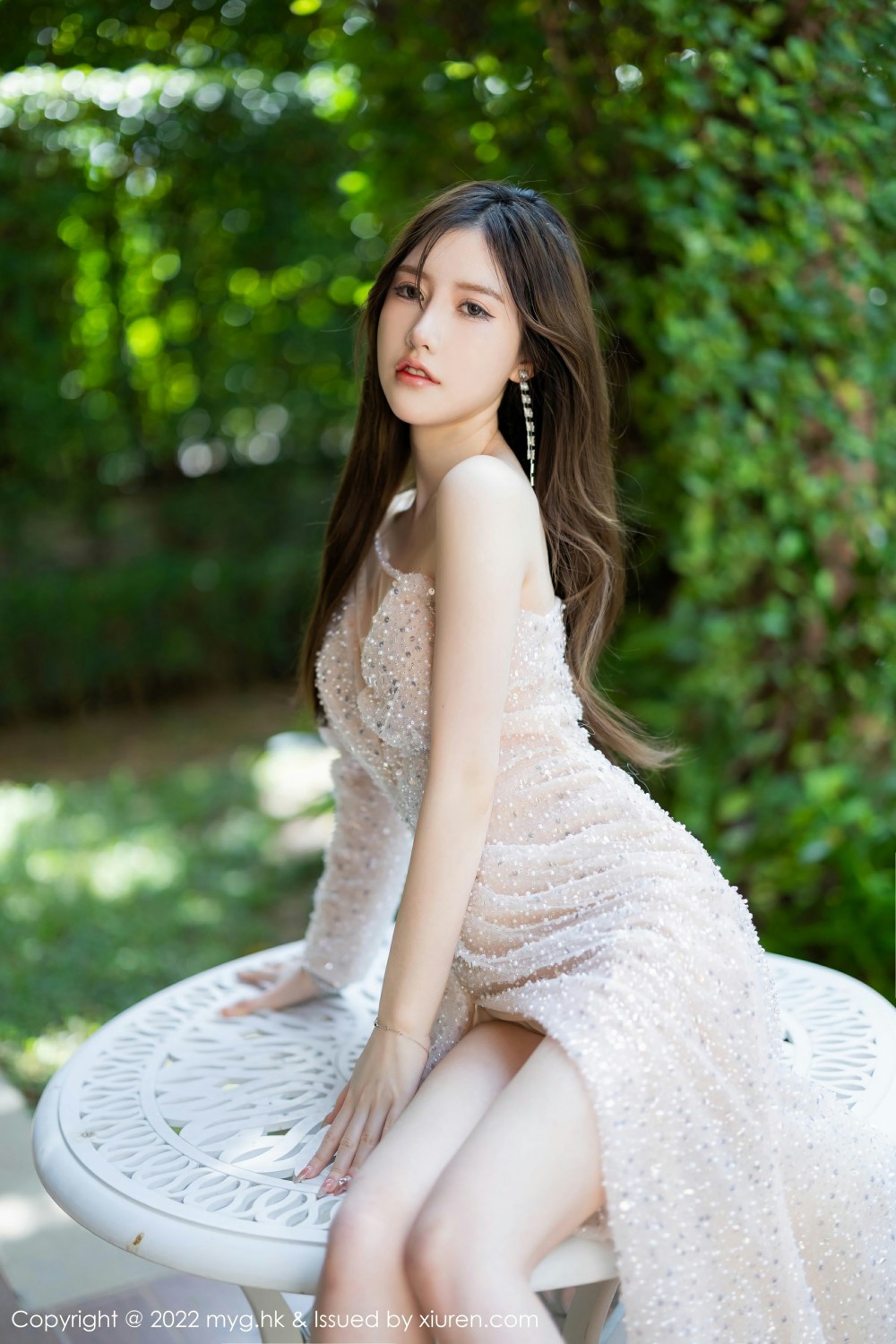 [MyGirl美媛馆] 2022.03.11 VOL.631 美桃酱 露肩长裙