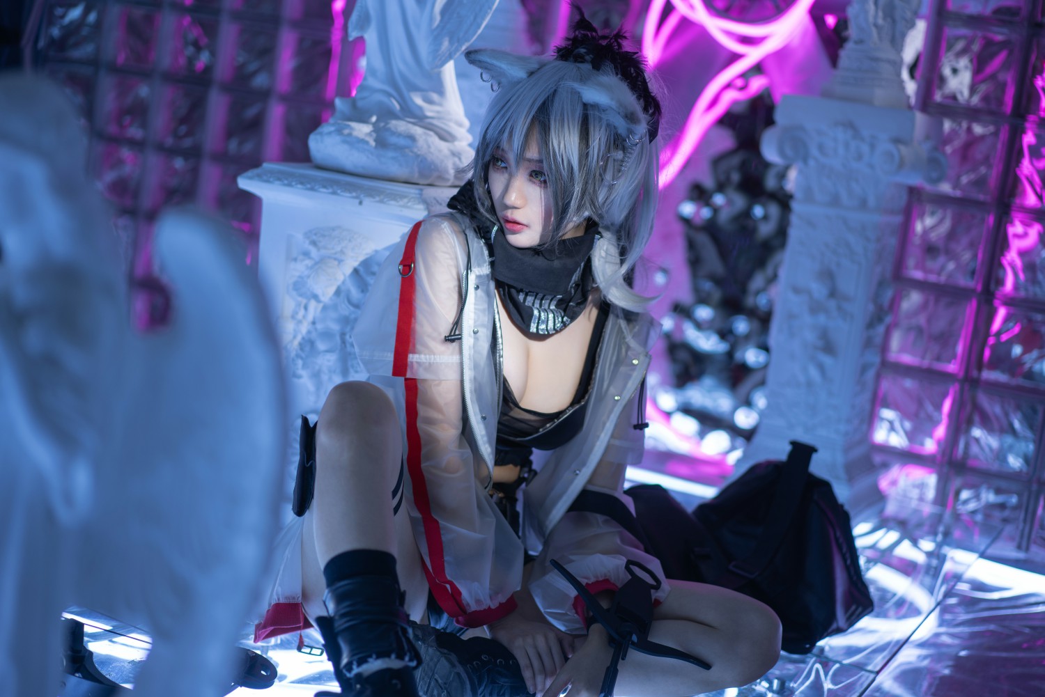 周叽是可爱兔兔 - 黑单人 思令