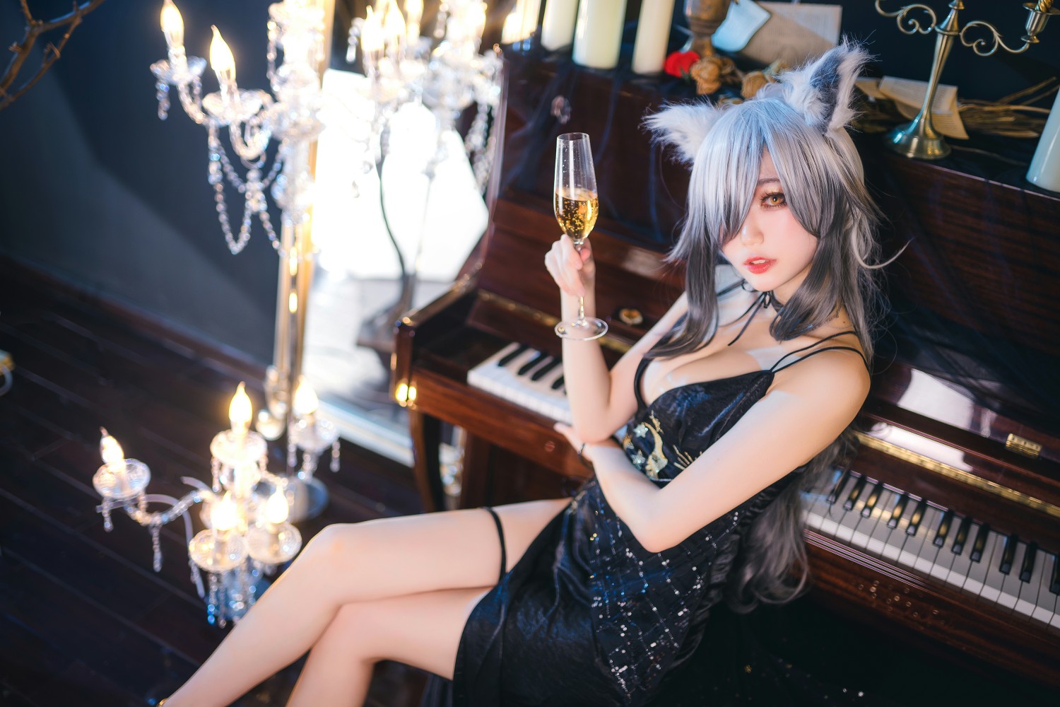 周叽是可爱兔兔 - 礼服