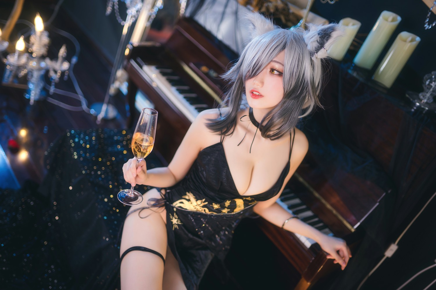 周叽是可爱兔兔 - 礼服