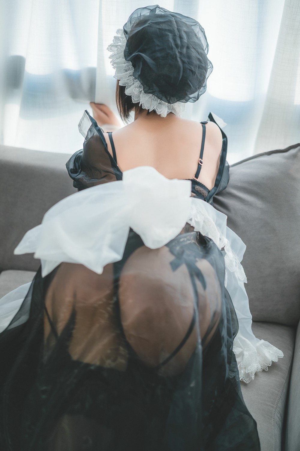 蜜汁猫裘 - 透明女仆