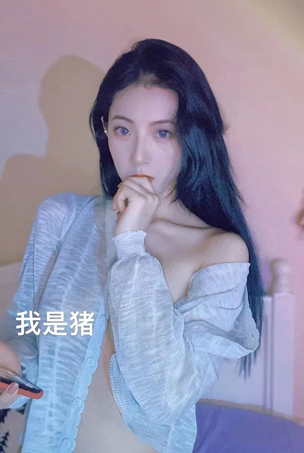 推特美女@dongdongxb+网络收集尺度福利图